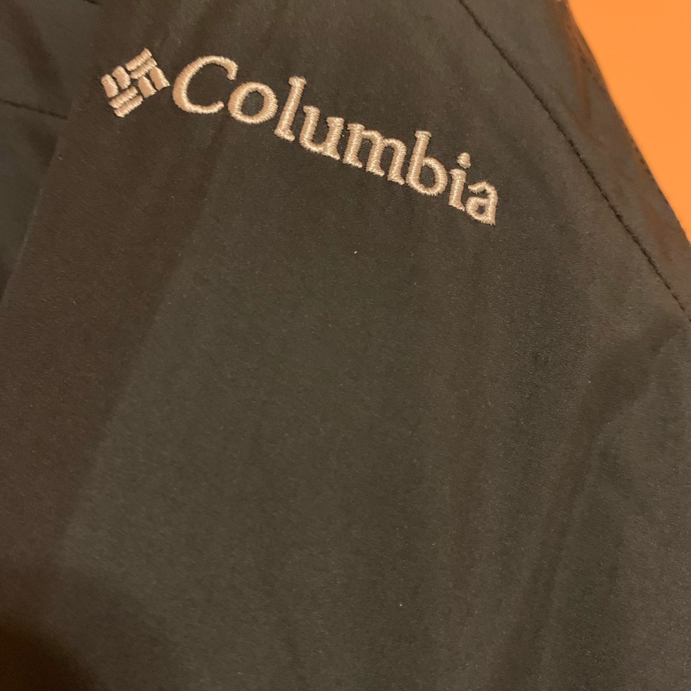 Columbia Women’s Size Large Black Jacket.